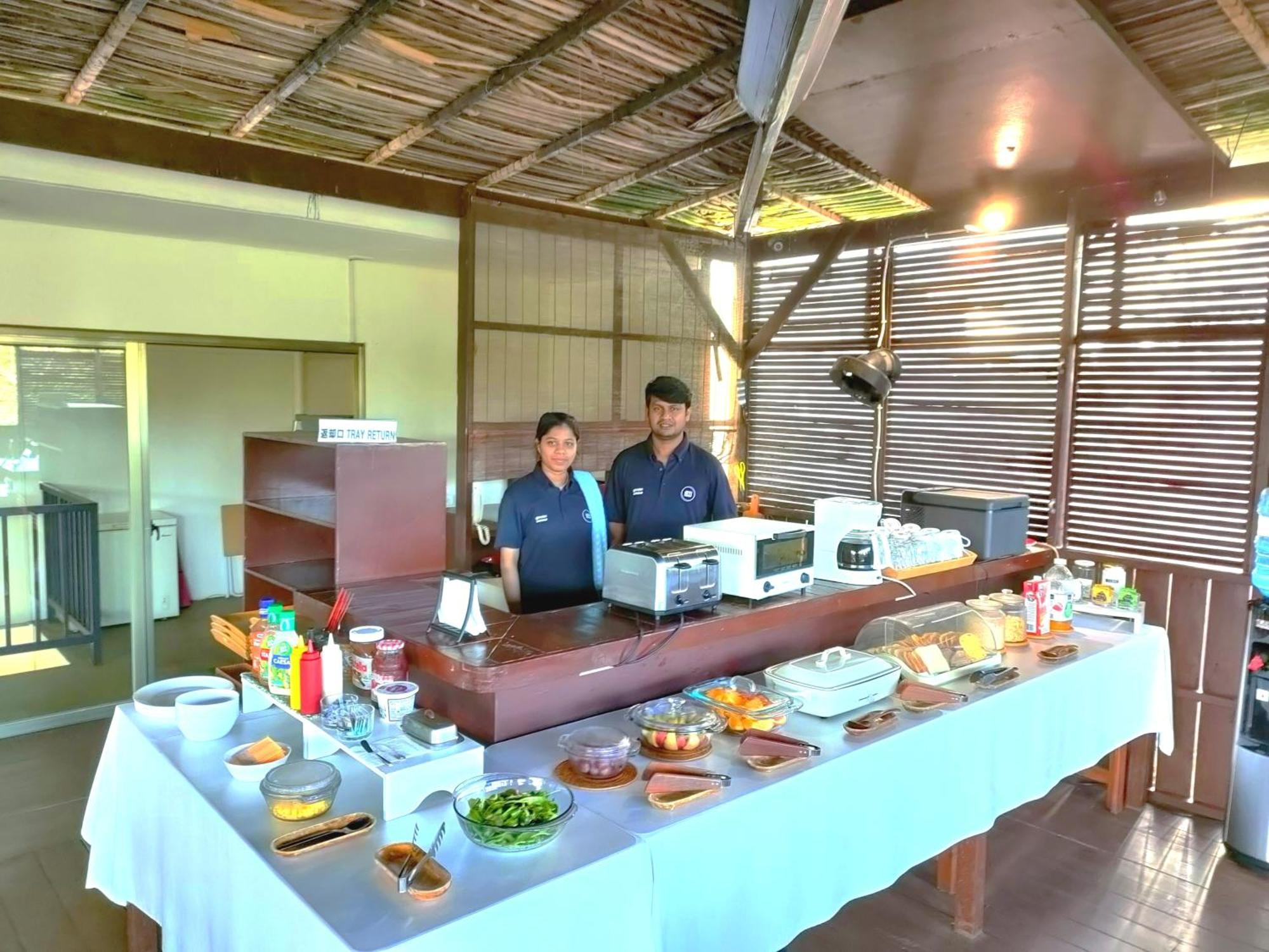 Garden Palace Downtown Koror Ngoại thất bức ảnh